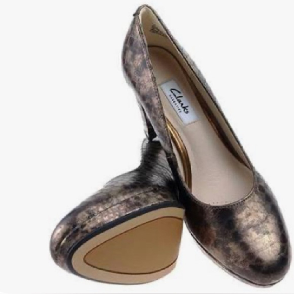 Clarks Women's Kendra Sienna Platform Pump